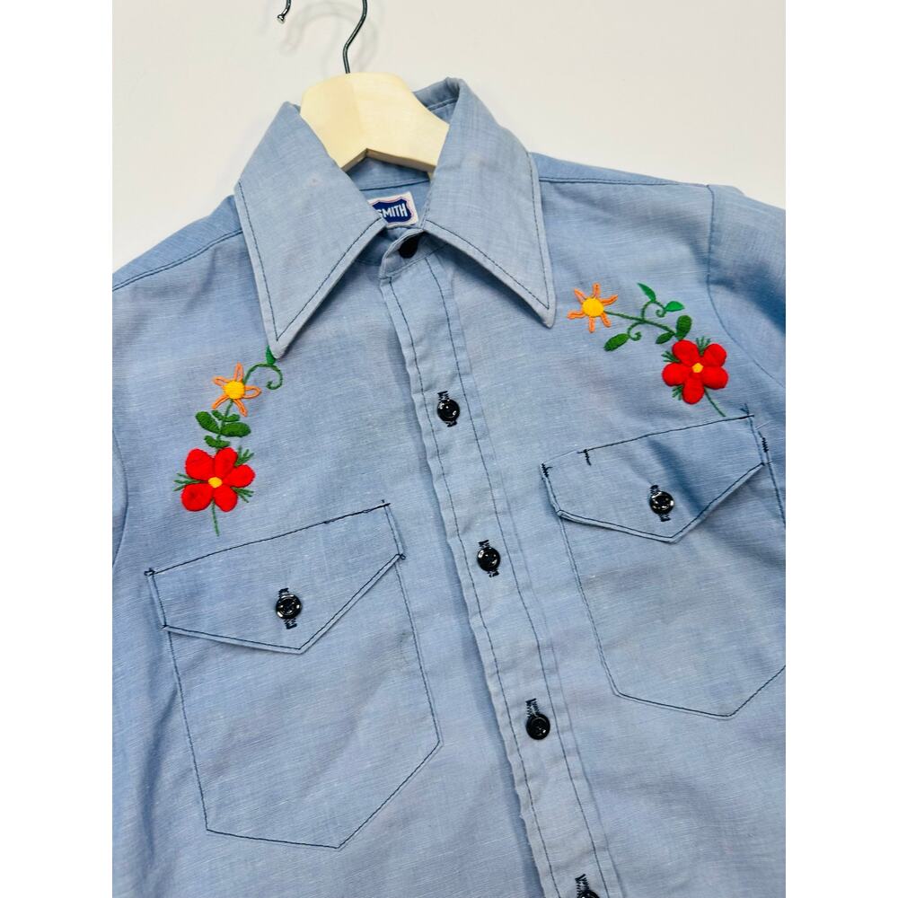 Vintage 1970’s Big Smith Chambray Western Shirt with Handcrafted Embroidery - Picture 2 of 9